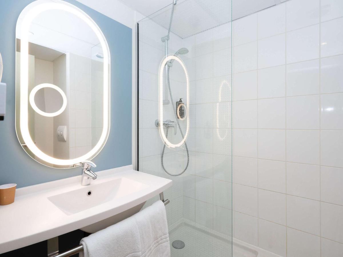 ホテル Ibis Reims タンクー エクステリア 写真
