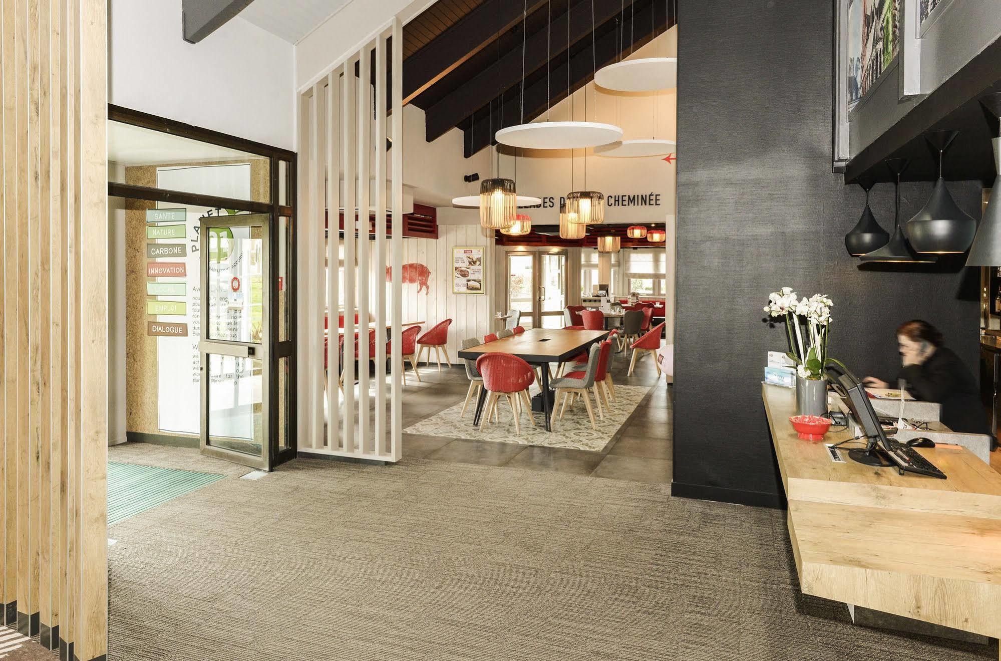 ホテル Ibis Reims タンクー エクステリア 写真