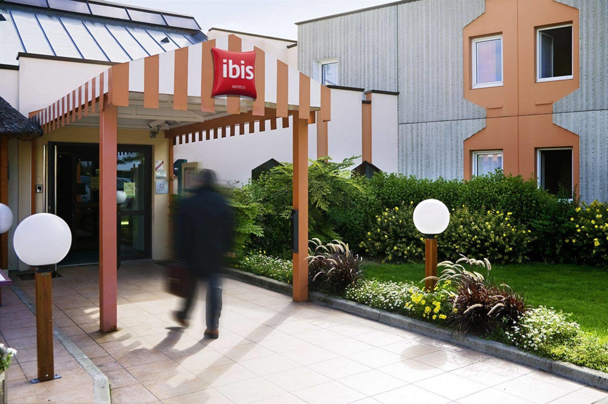 ホテル Ibis Reims タンクー エクステリア 写真